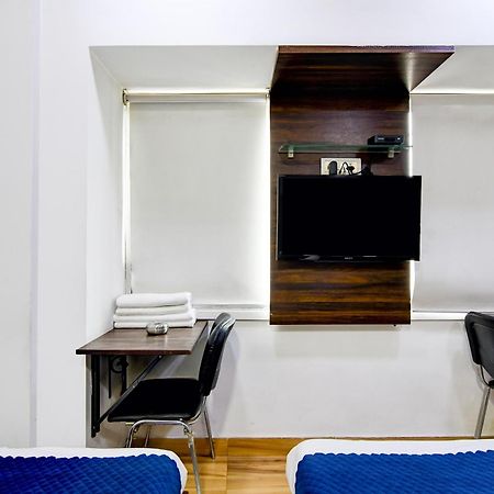 Hotel Q Inn Kalküta Dış mekan fotoğraf