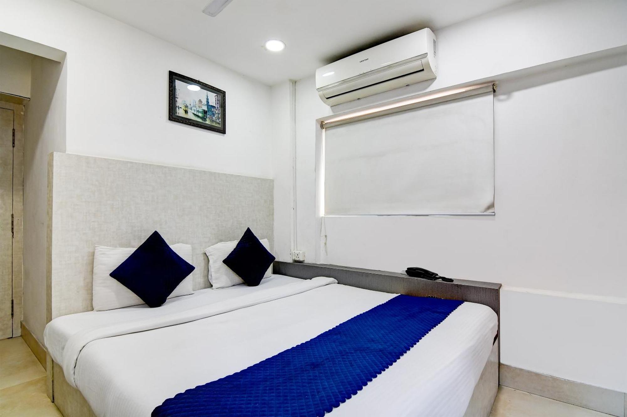 Hotel Q Inn Kalküta Dış mekan fotoğraf