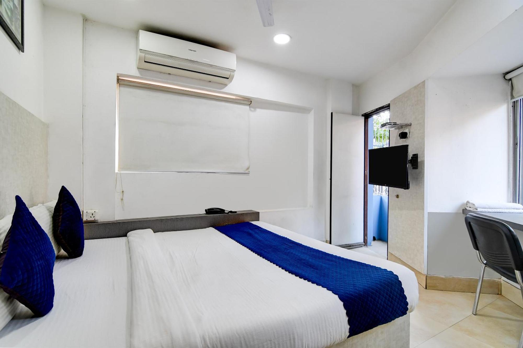 Hotel Q Inn Kalküta Dış mekan fotoğraf