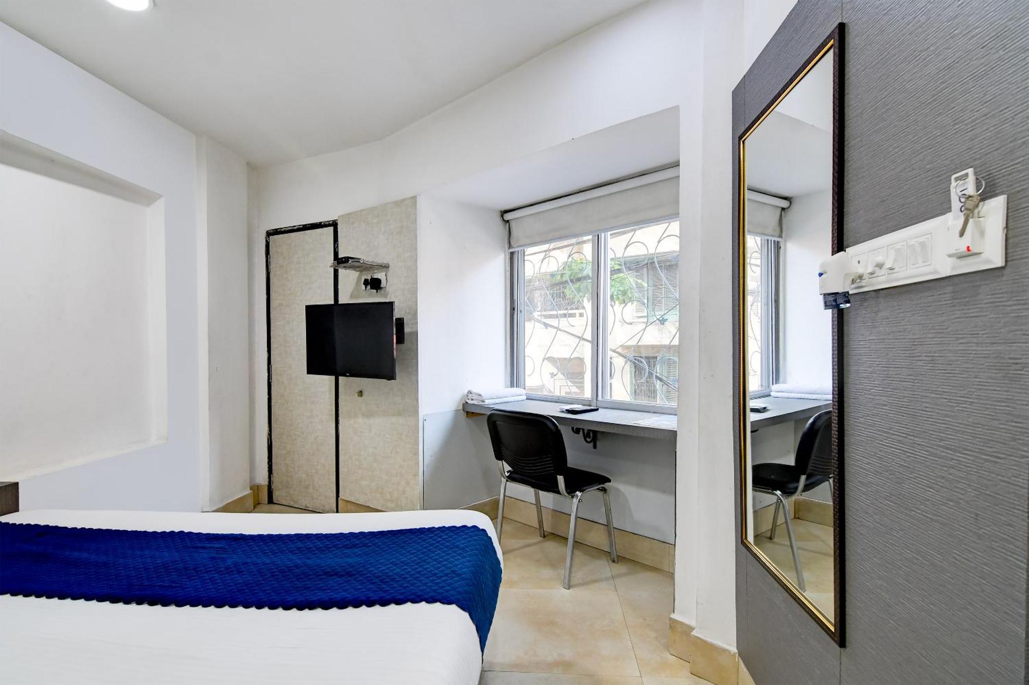 Hotel Q Inn Kalküta Dış mekan fotoğraf