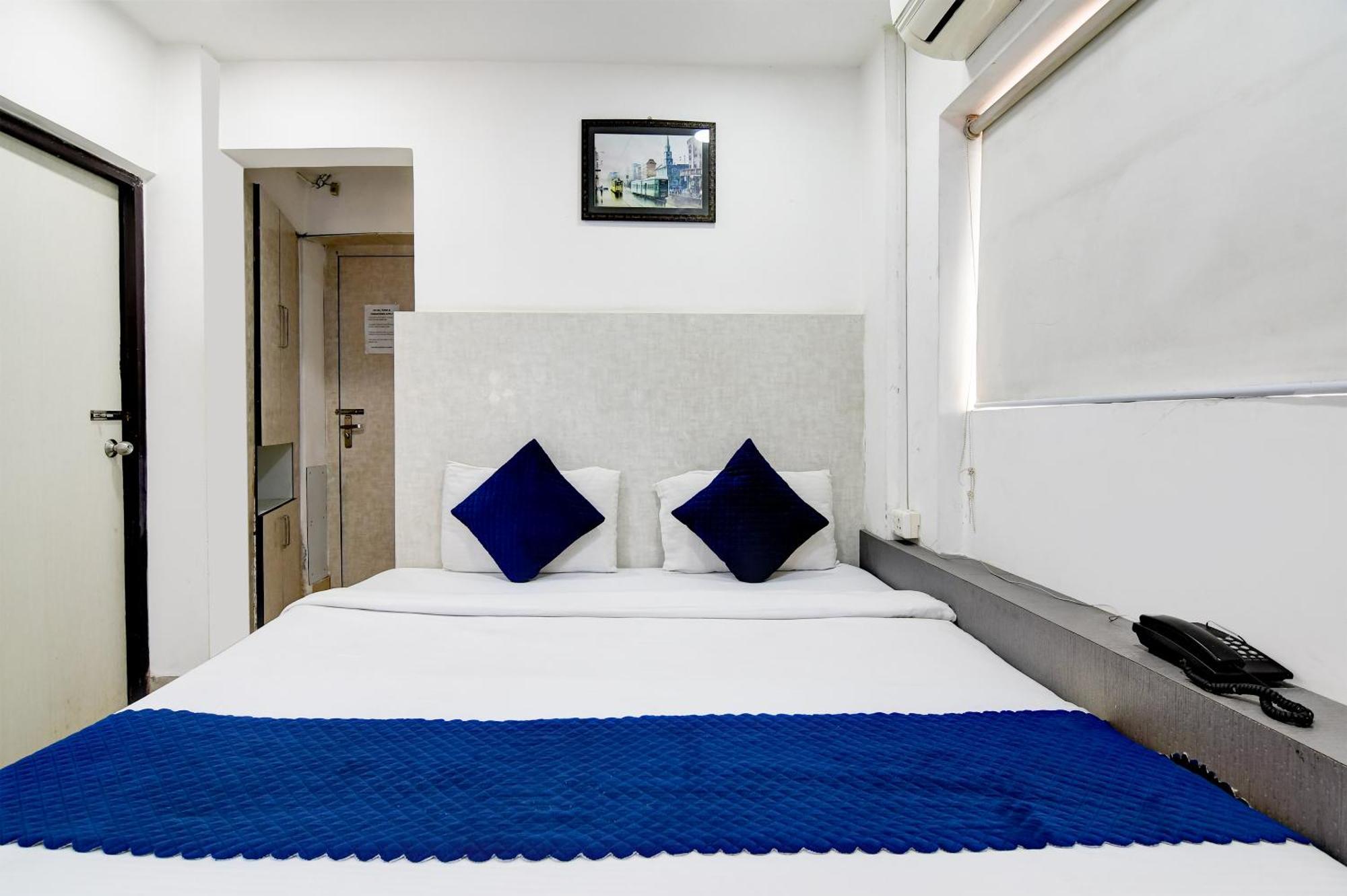 Hotel Q Inn Kalküta Dış mekan fotoğraf