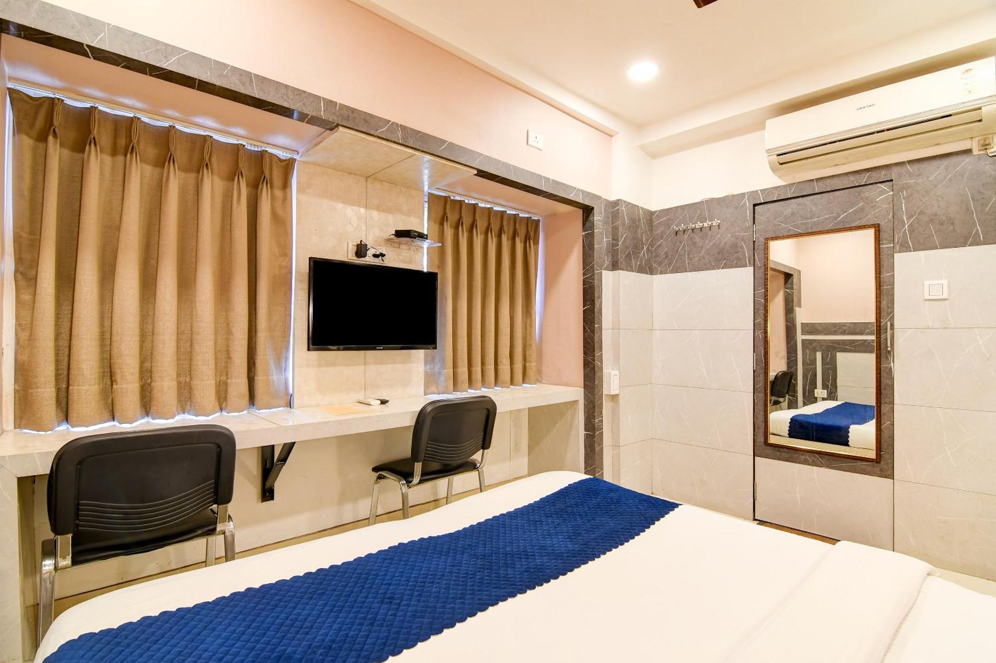 Hotel Q Inn Kalküta Dış mekan fotoğraf